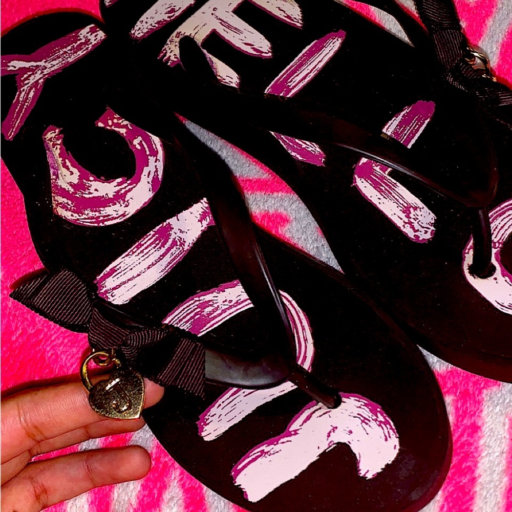 Juicy couture slippers